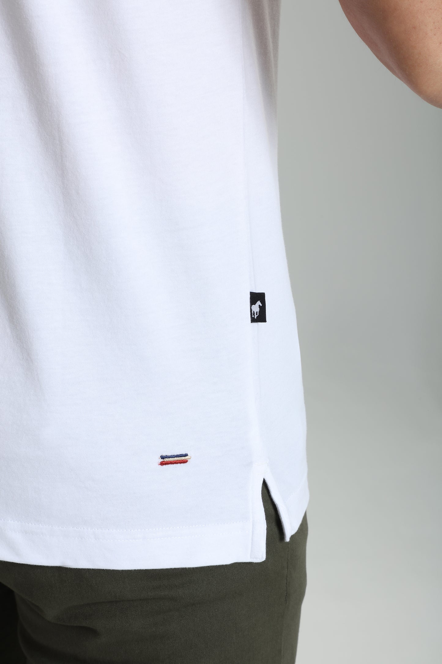 Polo manches courtes PAT blanc