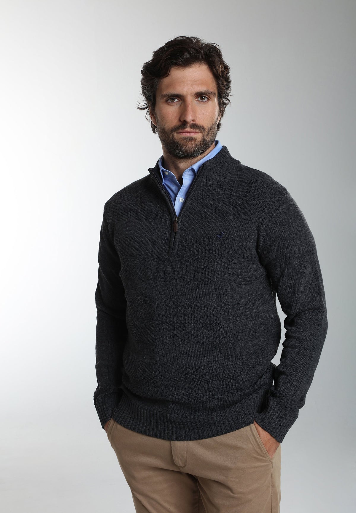 Pull col camionneur zippé Léopol en coton jacquard anthracite – Gentleman Farmer, vue 1