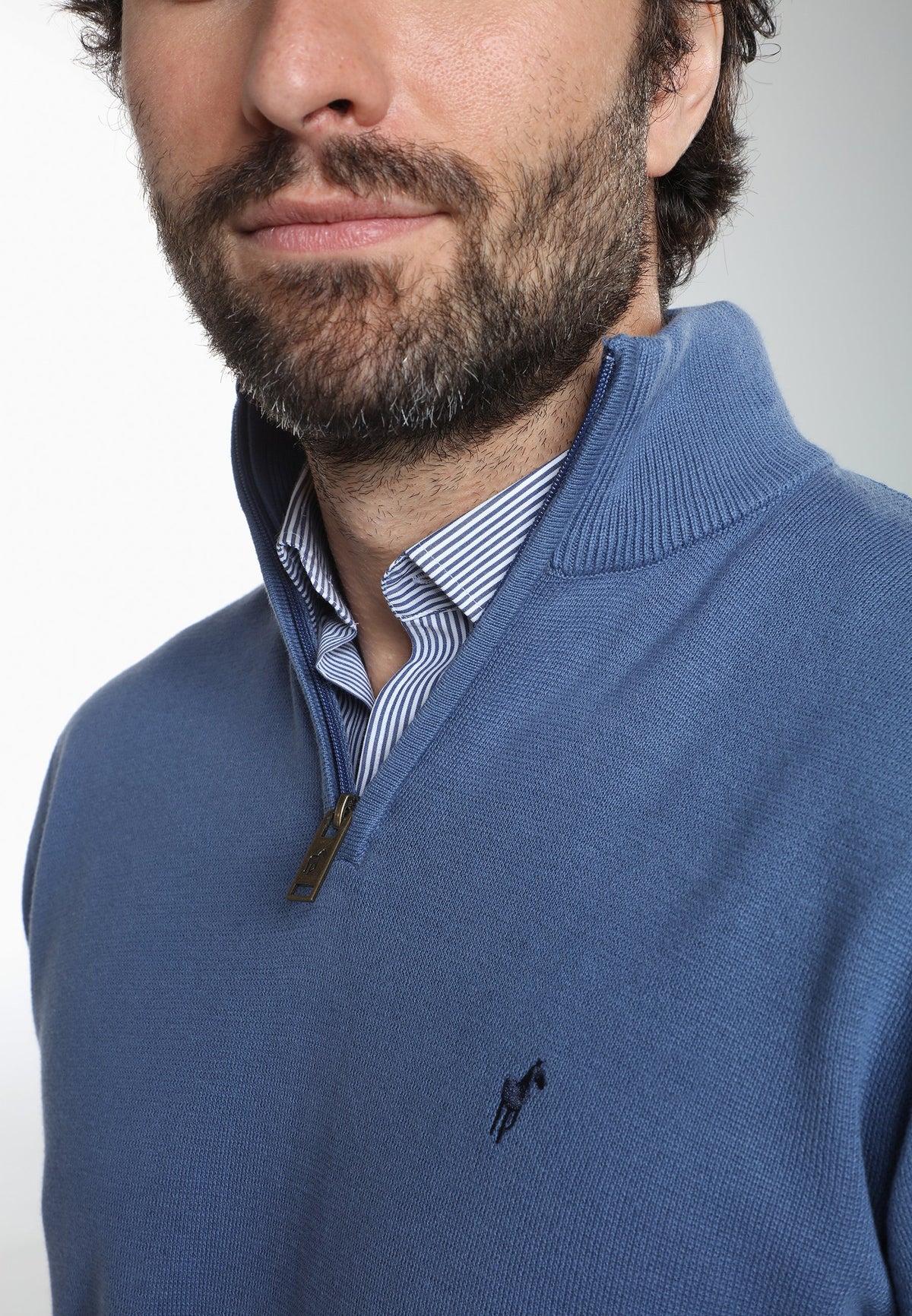 Pull col camionneur zippé Maxime en coton Milano bleu – Gentleman Farmer, vue 8