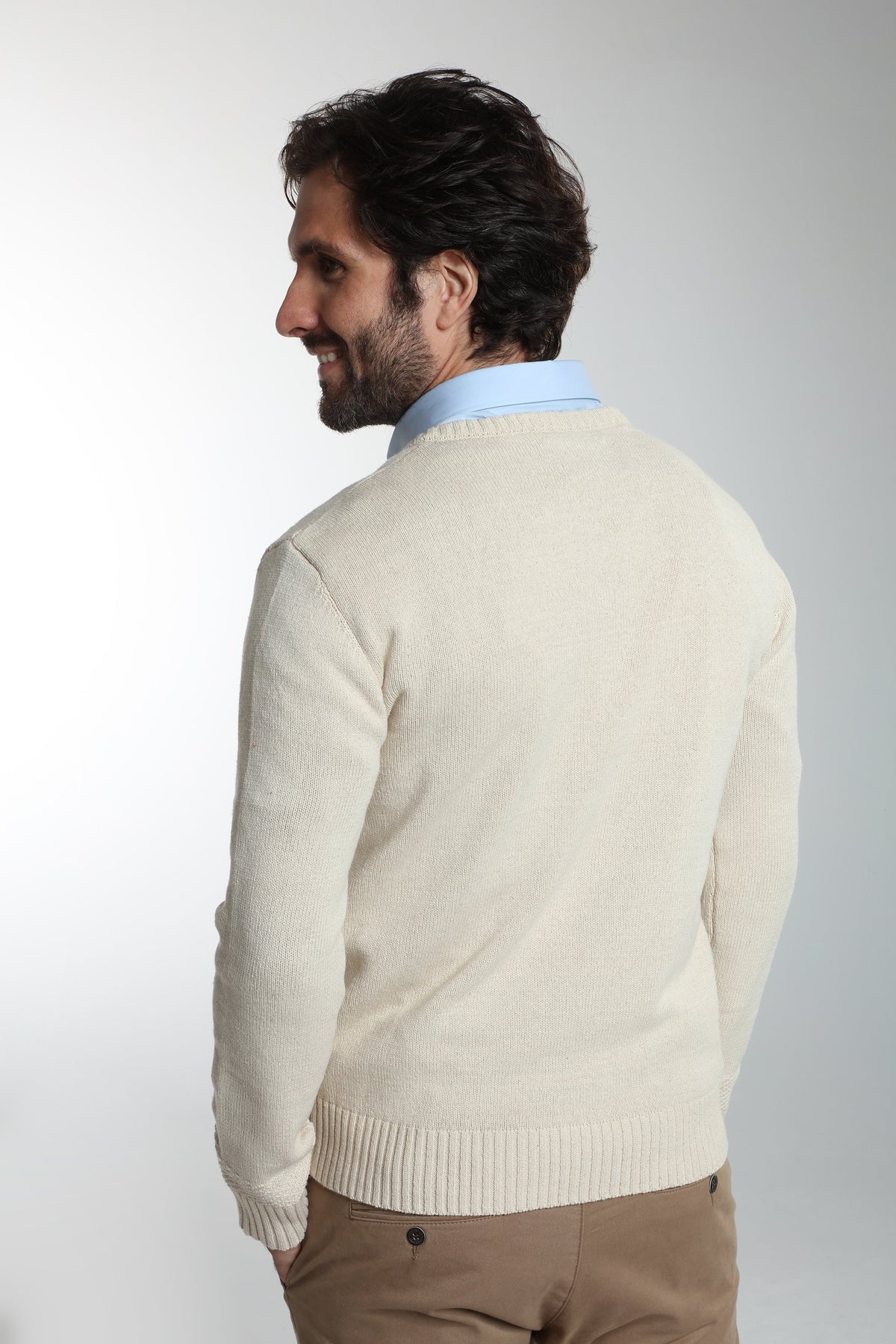 Pull col V Lucky en coton jacquard écru – Gentleman Farmer, vue 4